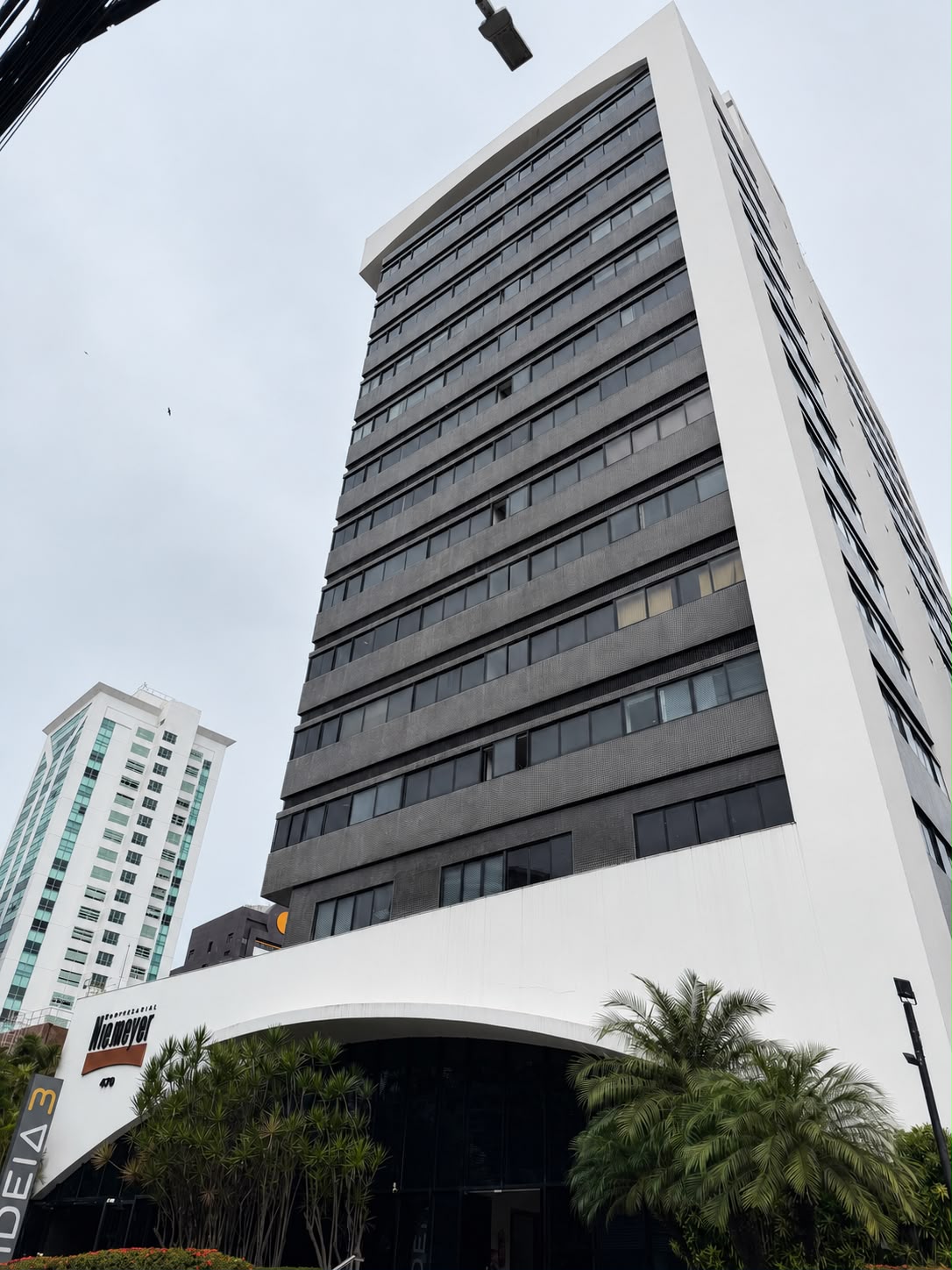 Edifício Empresarial Niemeyer